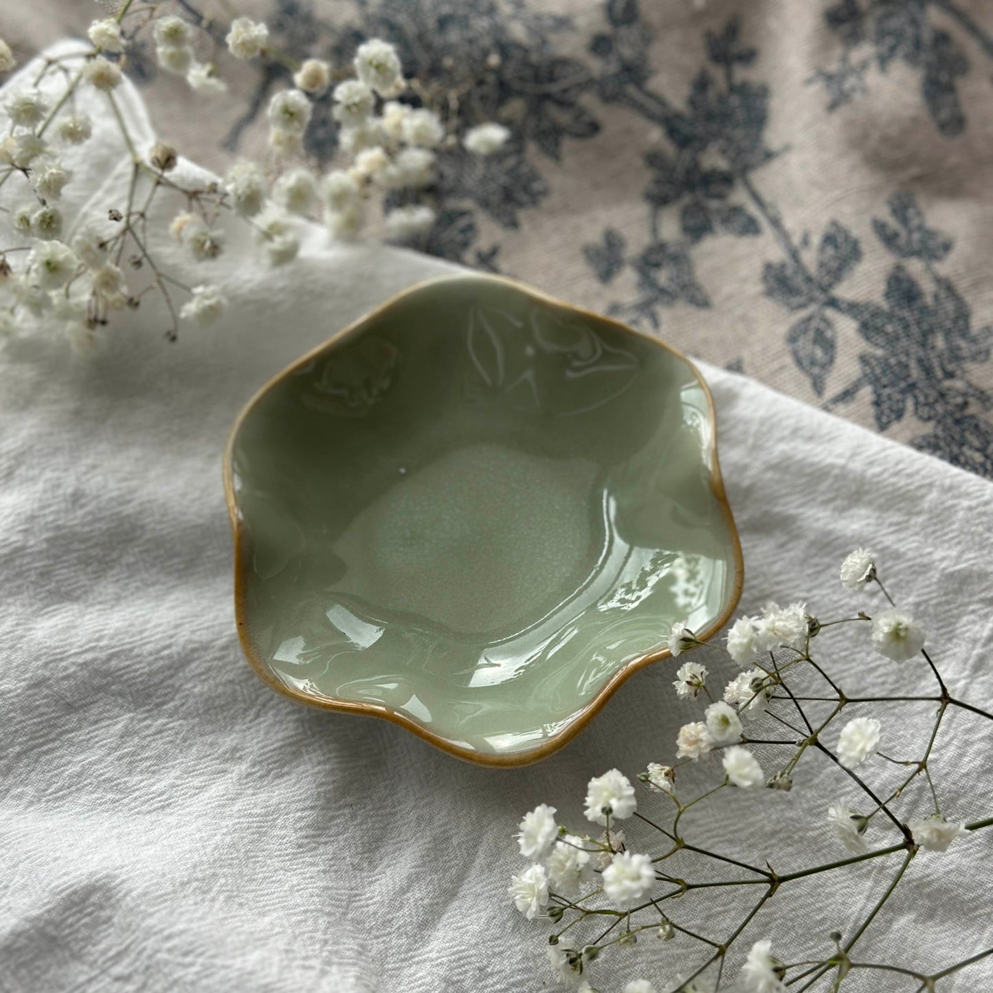 Flower Candle Holder