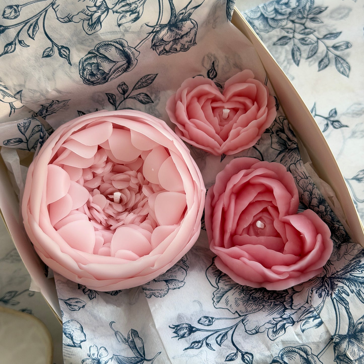 Valentines Gift Peony Bud Flower Candle Bundle