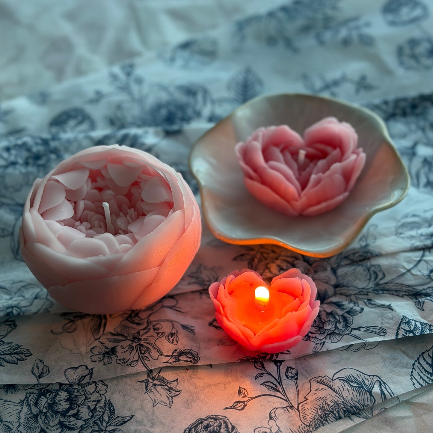 Valentines Gift Peony Bud Flower Candle Bundle