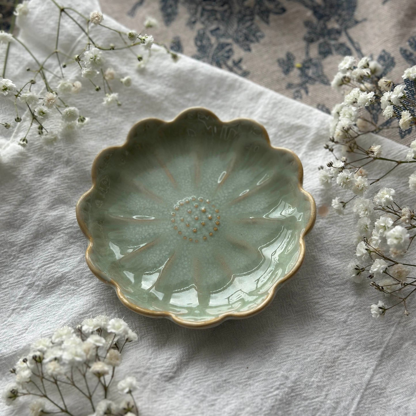 Lotus Candle Holder